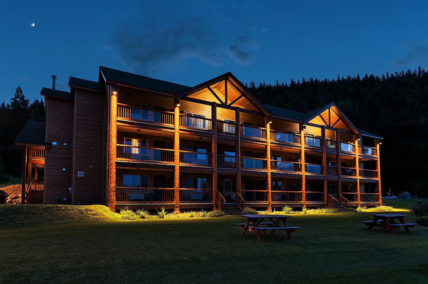 Kootenay Lake View Spa, Resort & Event Center